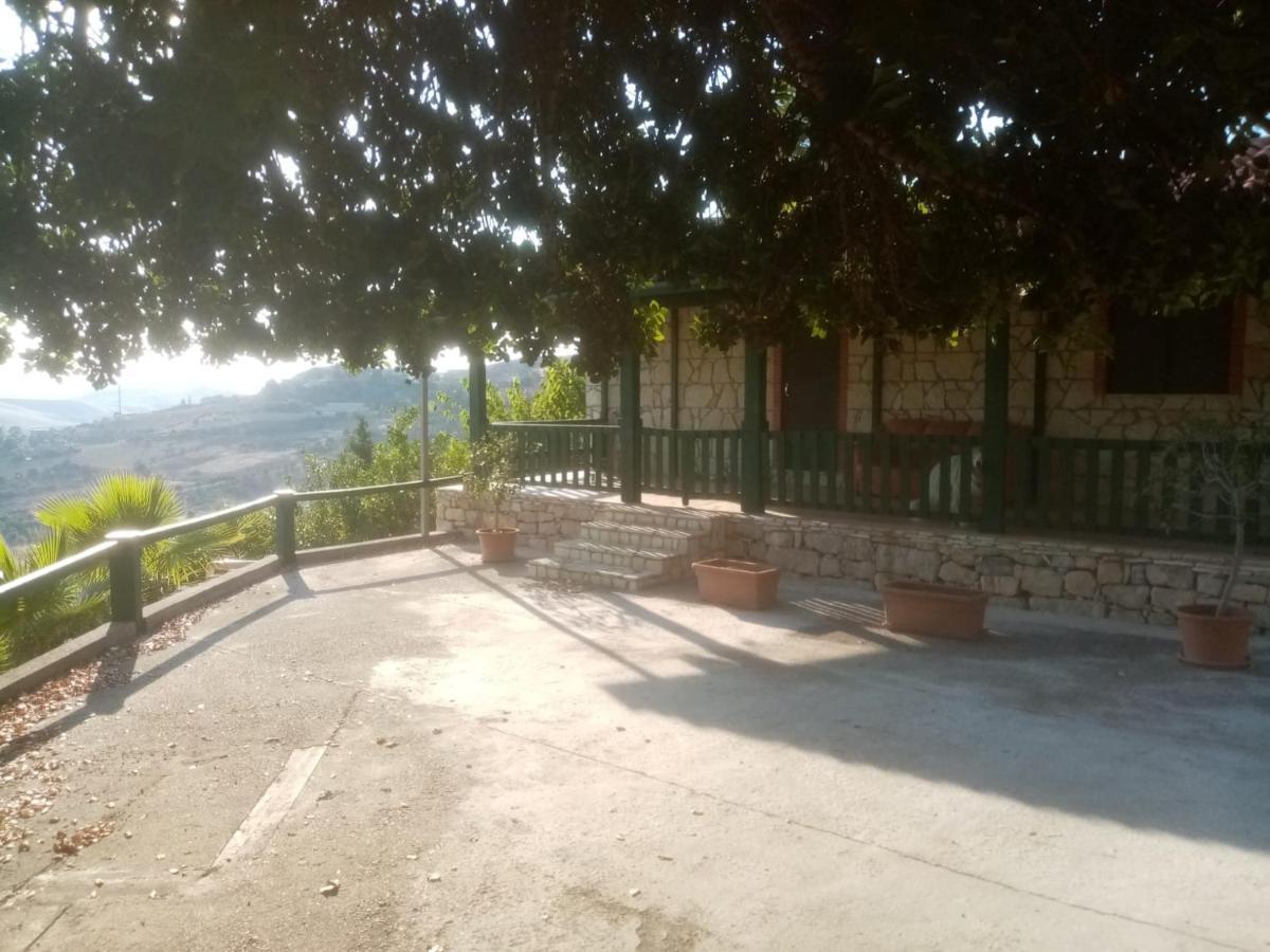 "San Placido Green House" Villa Con Piscina Castel di Iudica Eksteriør bilde