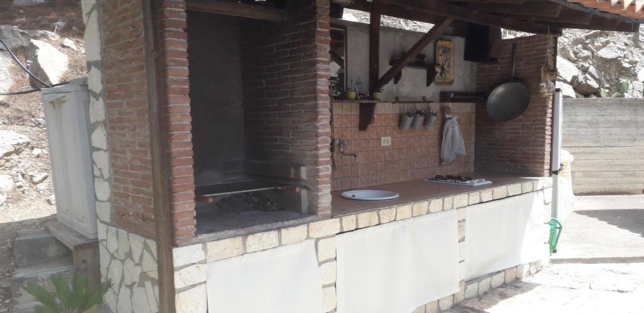 "San Placido Green House" Villa Con Piscina Castel di Iudica Eksteriør bilde