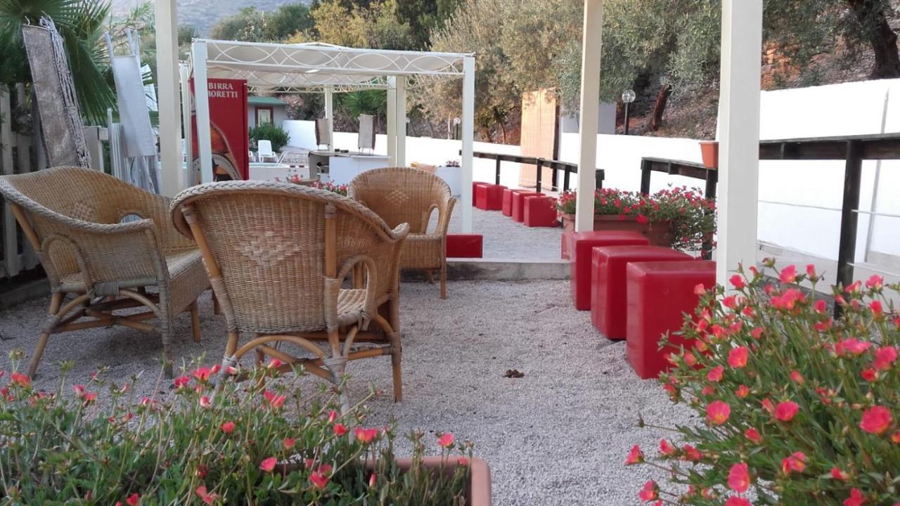 "San Placido Green House" Villa Con Piscina Castel di Iudica Eksteriør bilde